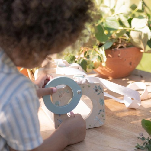 CAJA INSECTOS CON LUPA FOREST FRIEND