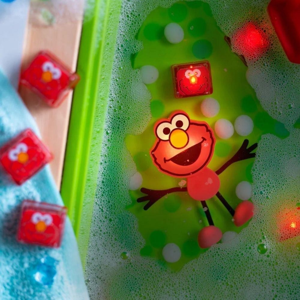 SET PERSONAJE+2 CUBOS ELMO