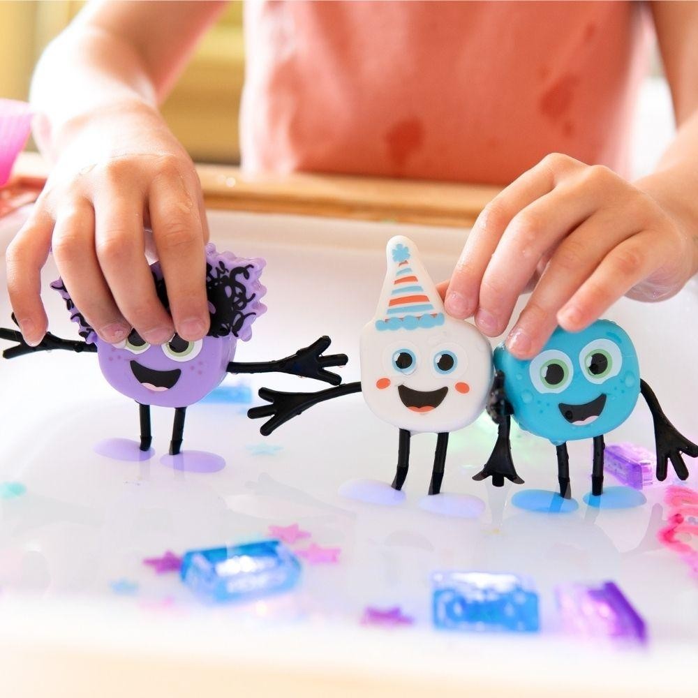 SET PERSONAJE +2 CUBOS GLOPALS BL