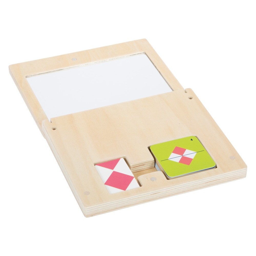 JUEGO DE SIMETRIA CON ESPEJO