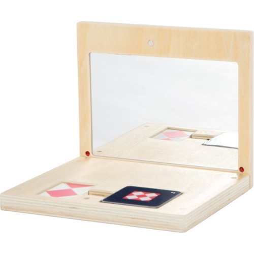 JUEGO DE SIMETRIA CON ESPEJO