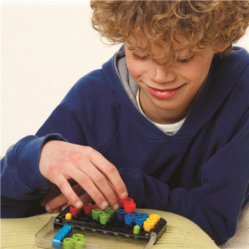 IQ TWIST SMART GAMES UN