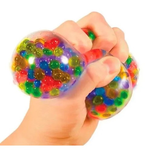 SQUEEZY PEEZY NEEDOH