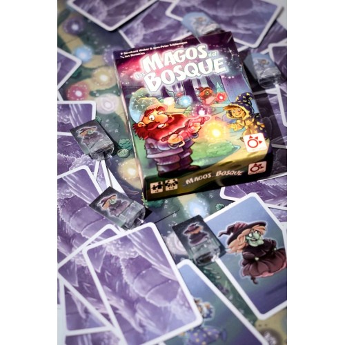 LOS MAGOS DEL BOSQUE