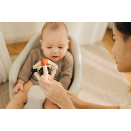 TRIANGULO SONAJERO CONTRASTES