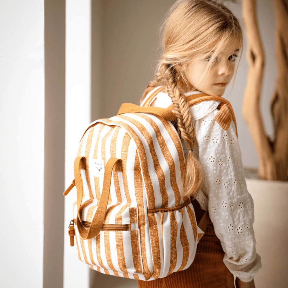 MOCHILA KIDZROOM RAYAS MARRON
