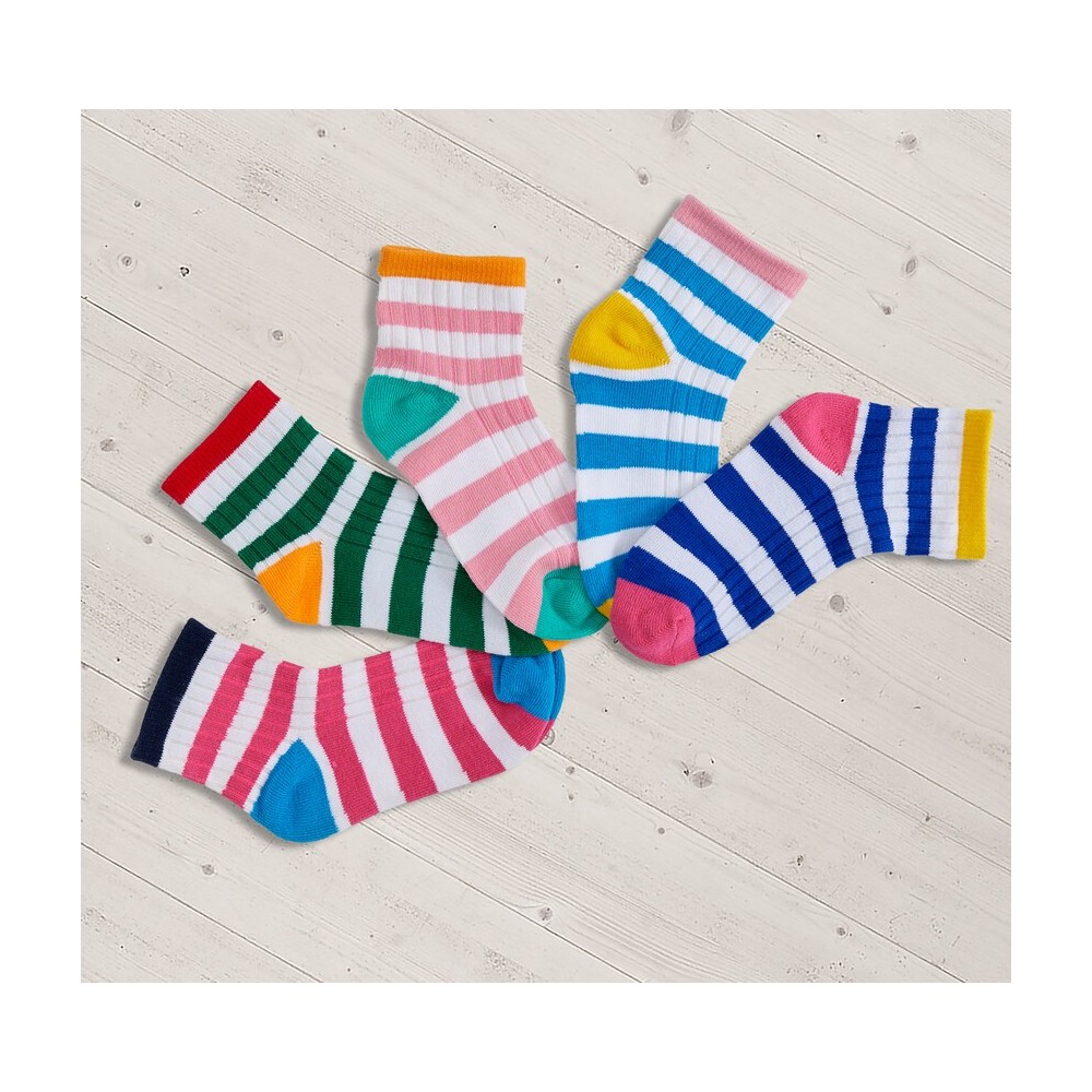 EL MONSTRUO DE LOS CALCETINES 2