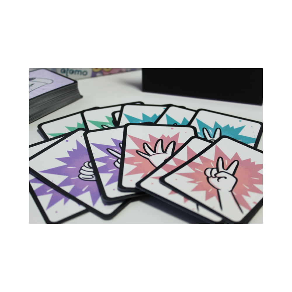 UNICORNIA, JUEGO DE CARTAS